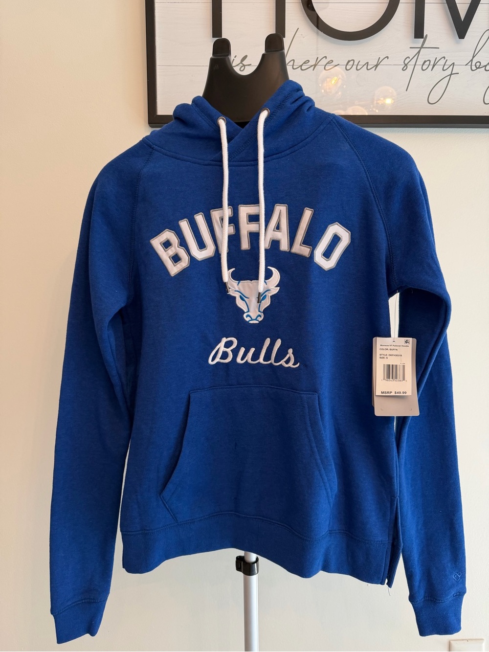 COLOSSEUM BUFFALO BULLS WOMEN’S BLUE ZION LONG SLEEVE HOODIE SIZE SMALL